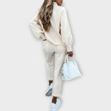 Mugava istuvuse ja ajatu viimistlusega komplekt