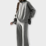 Ajatu elegantsi ja mugava komplekt