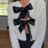 Elegantne Sädelev Jakk Mustade Lipsudetailidega