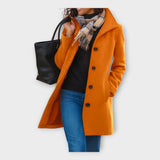 Noora - Elegantne villane mantel nööpidega