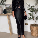 Elegantne Sädelev Jakk Mustade Lipsudetailidega