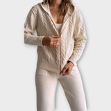 Kootud komplekt kapuutsi ja kardiganiga